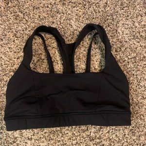 Lululemon sports bra